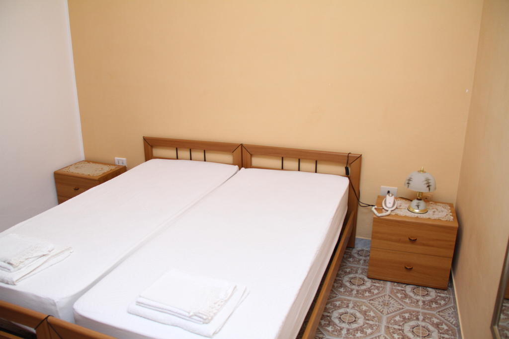 ليكاتا B&B Giarrizzo الغرفة الصورة
