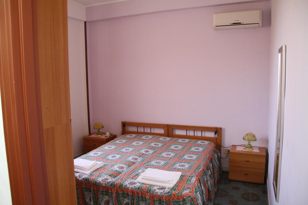 ليكاتا B&B Giarrizzo الغرفة الصورة